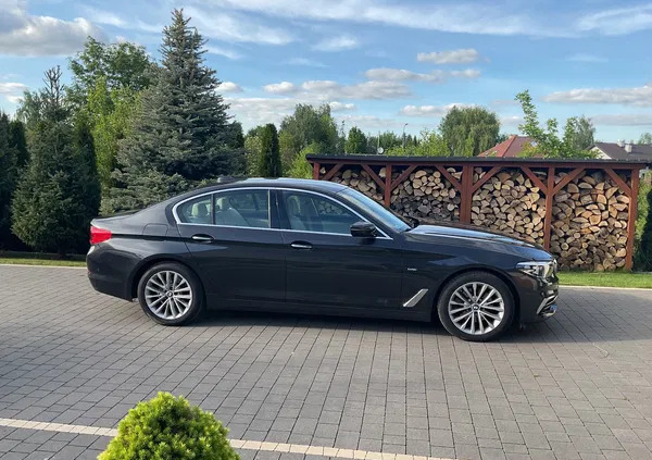 bmw BMW Seria 5 cena 128900 przebieg: 86000, rok produkcji 2017 z Jedwabne